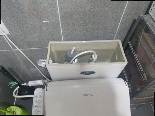 동탄구 동탄6동 하수구막힘 배수구 주변 역류 상태를 확인하는 현장 점검 모습